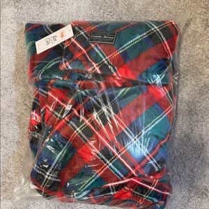 Lug cuddle throw tartan plaid NWT